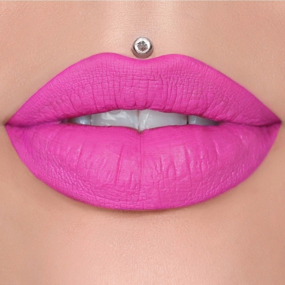 Jeffree Star Cavity Liquid Velour Lipstick